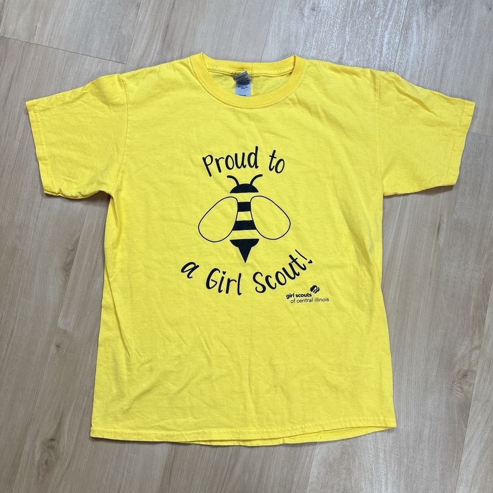 Proud To Bee A Girl Scout Tshirt Youth Large Yellow Central Illinois